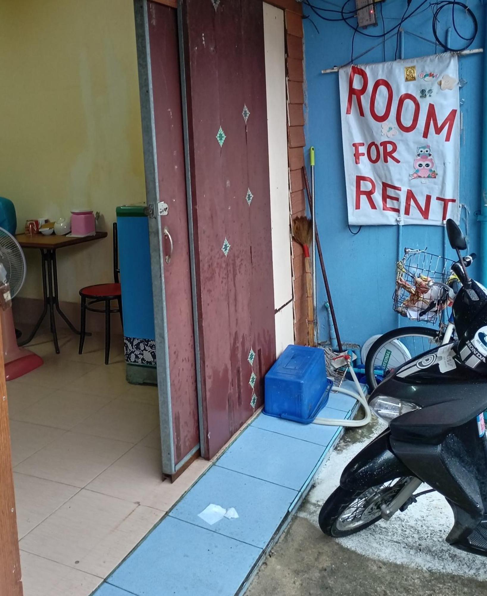 Np Guesthouse Trat Exterior foto